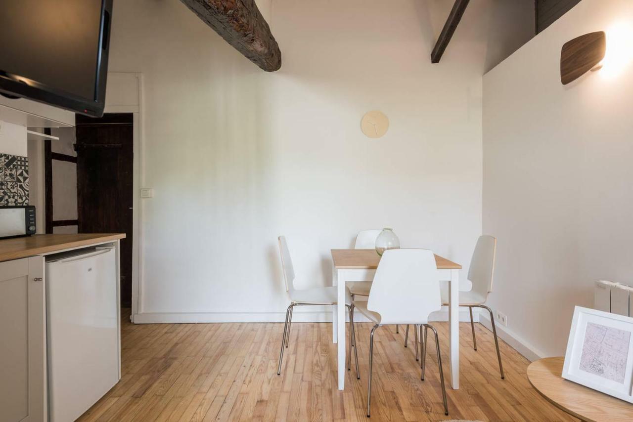 Sur Les Hauteurs Du Vieux Lyon Exterior foto