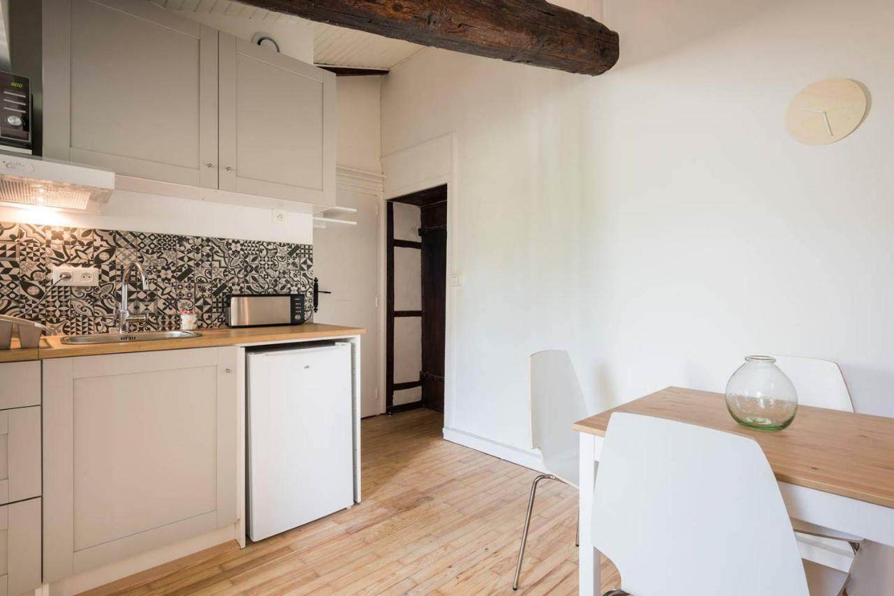 Sur Les Hauteurs Du Vieux Lyon Exterior foto